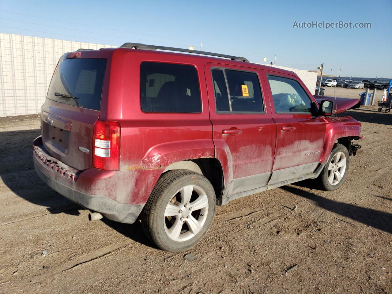 2012 Jeep Patriot Latitude Red vin: 1C4NJRFBXCD665517