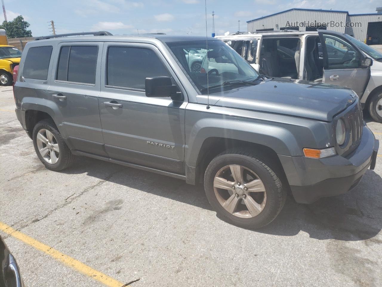 2014 Jeep Patriot Latitude Gray vin: 1C4NJRFBXED628079