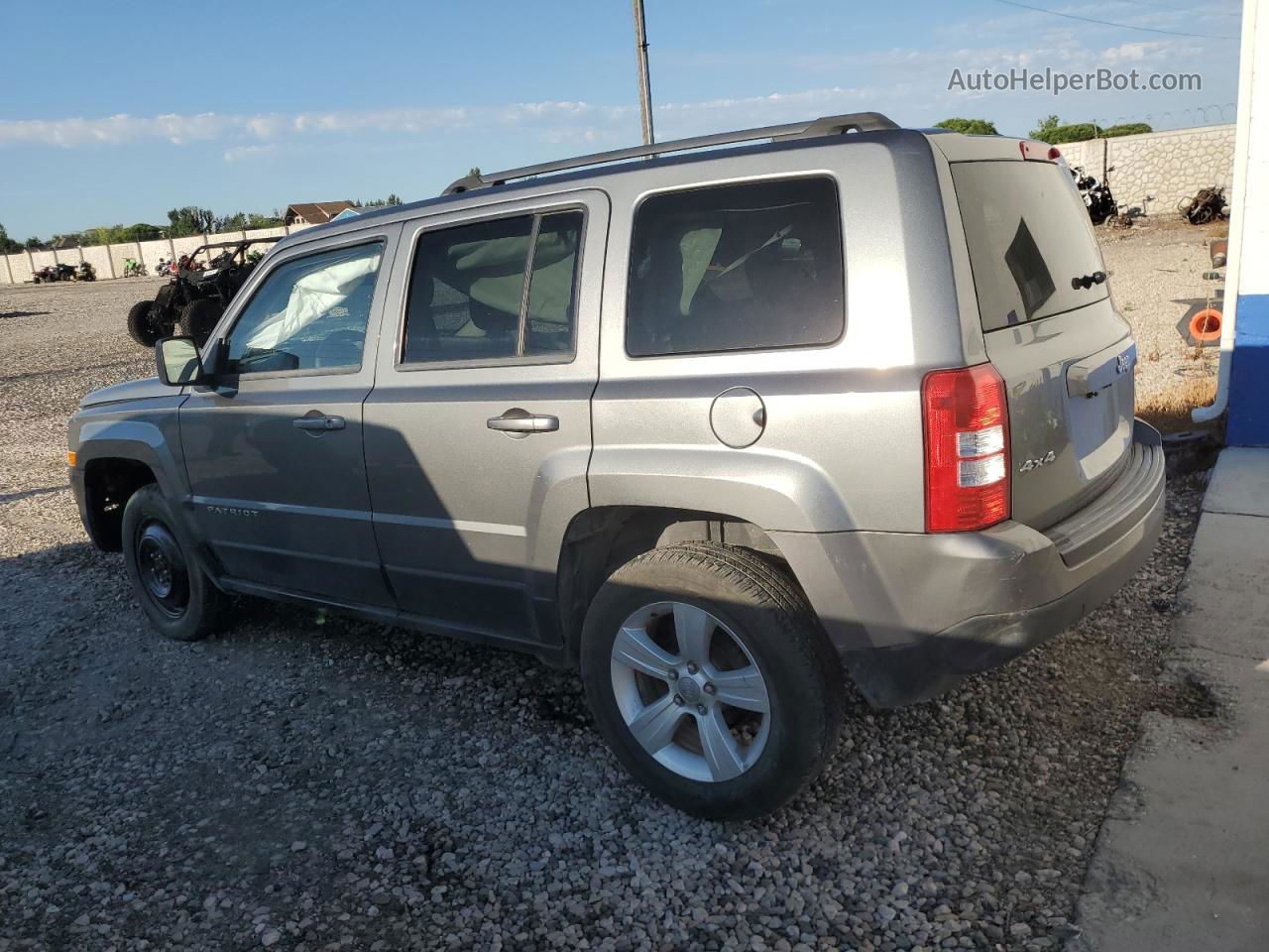 2014 Jeep Patriot Latitude Угольный vin: 1C4NJRFBXED630527