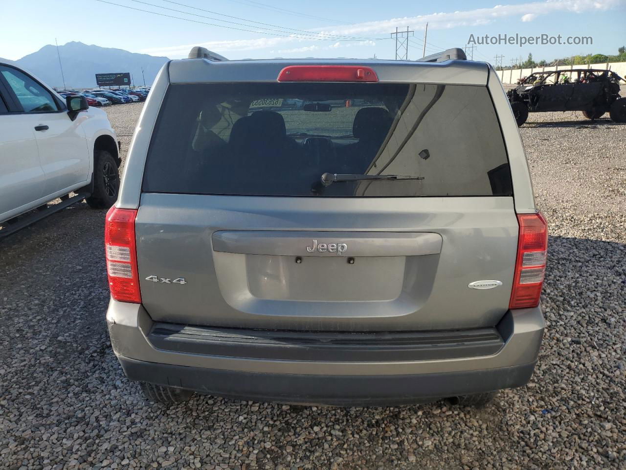 2014 Jeep Patriot Latitude Угольный vin: 1C4NJRFBXED630527