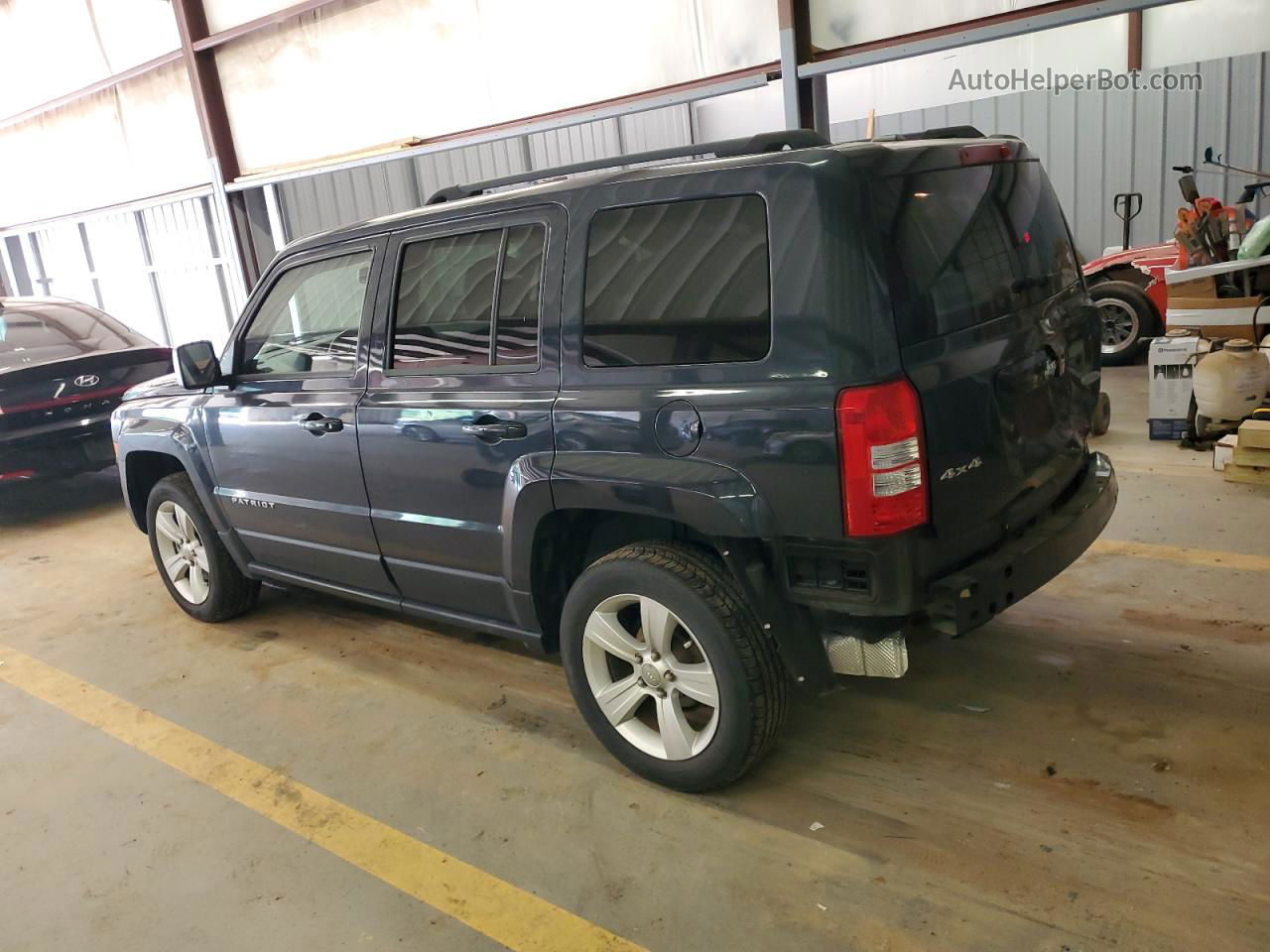 2014 Jeep Patriot Latitude Gray vin: 1C4NJRFBXED689500