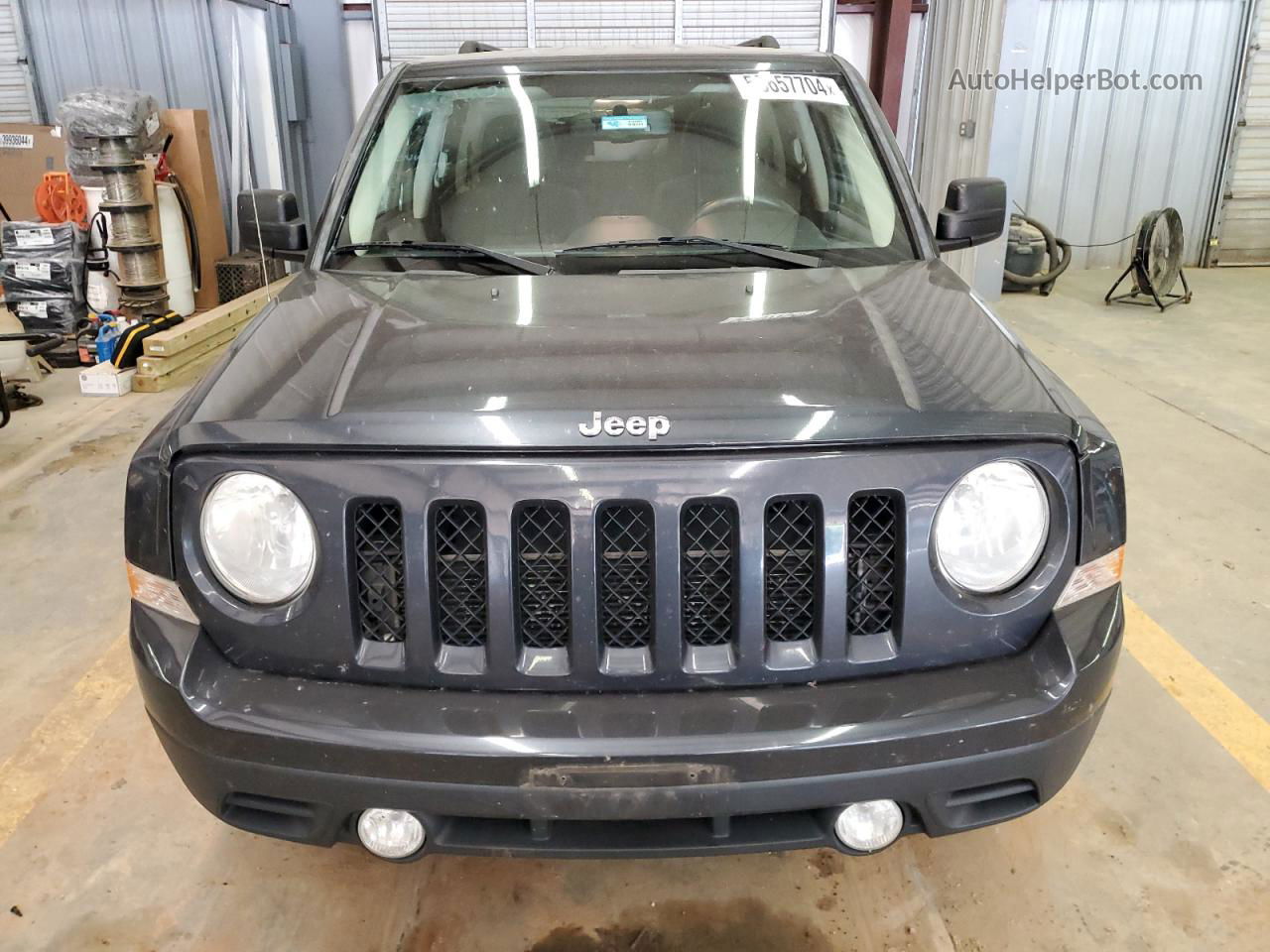 2014 Jeep Patriot Latitude Gray vin: 1C4NJRFBXED689500