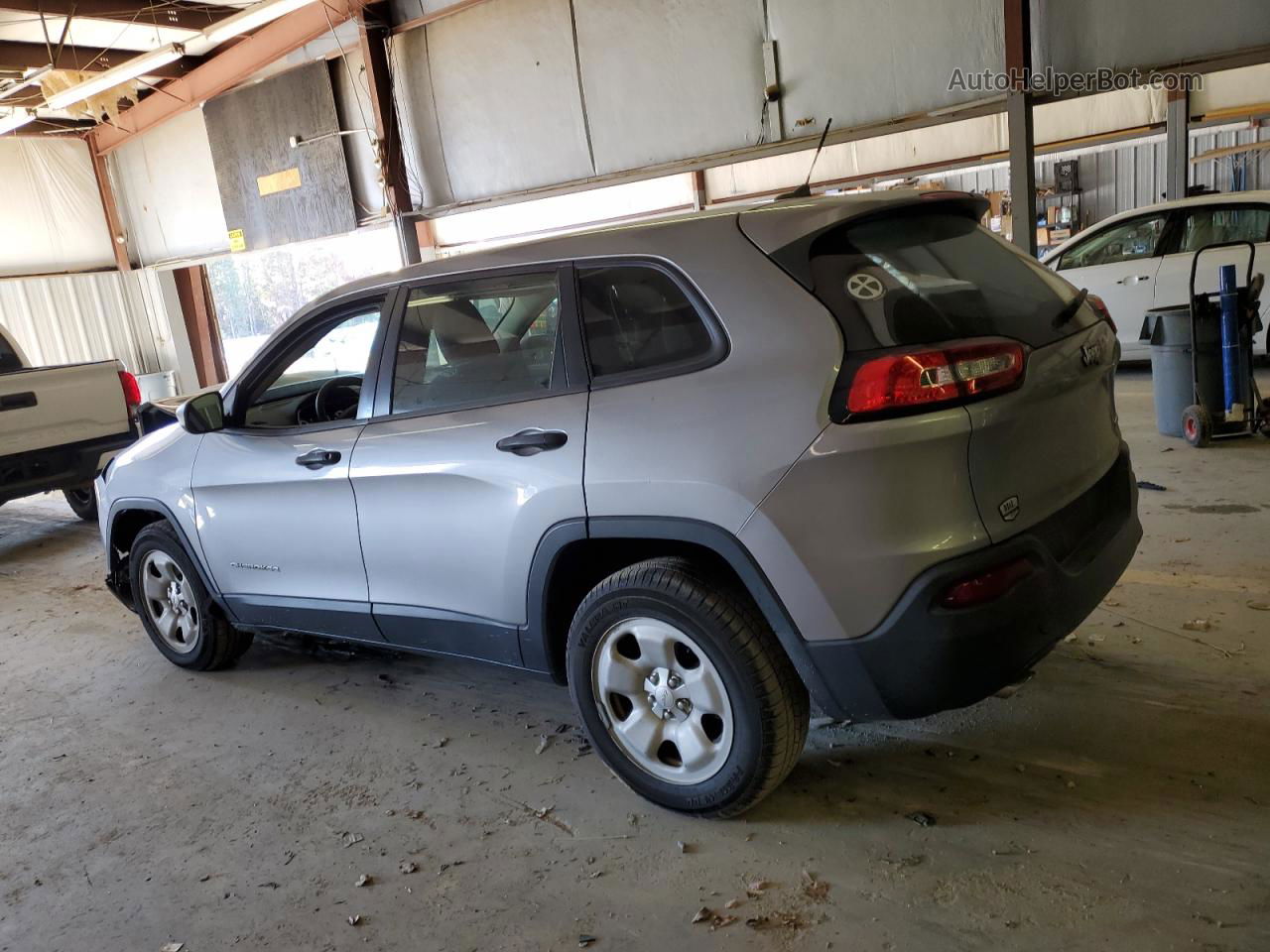 2014 Jeep Cherokee Sport Silver vin: 1C4PJLAB3EW123549