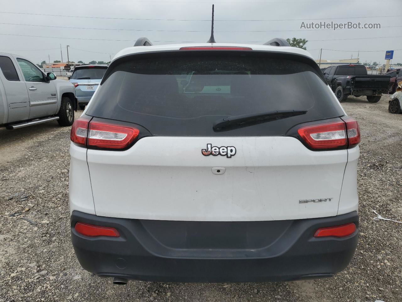 2015 Jeep Cherokee Sport White vin: 1C4PJLAB4FW732084