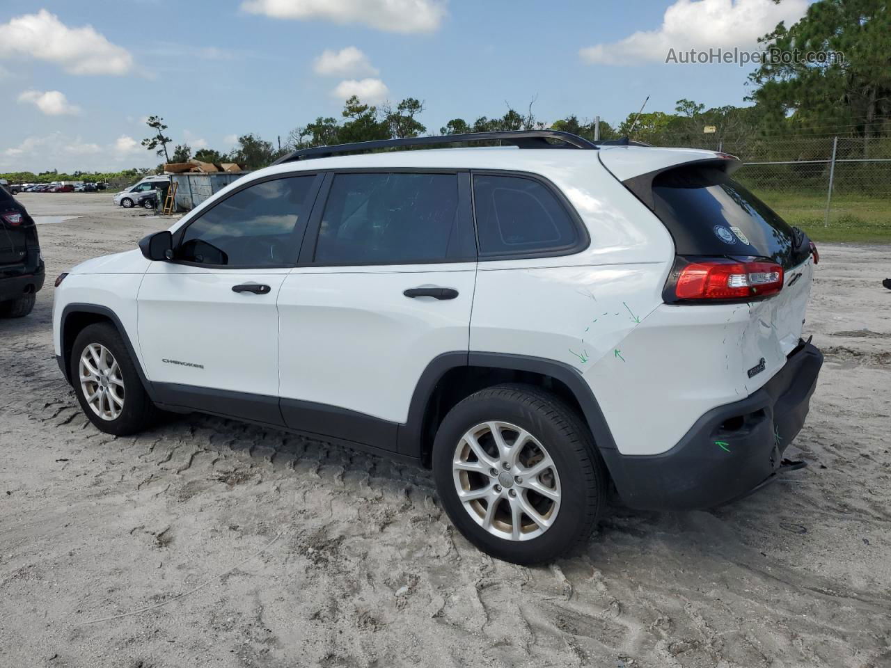 2015 Jeep Cherokee Sport White vin: 1C4PJLAB6FW607765