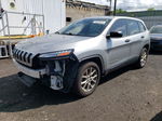 2015 Jeep Cherokee Sport Серебряный vin: 1C4PJLAB8FW553983