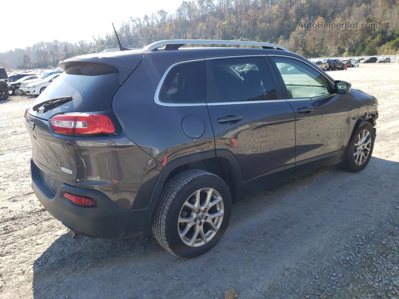 2016 Jeep Cherokee Latitude Gray vin: 1C4PJLCB0GW208364