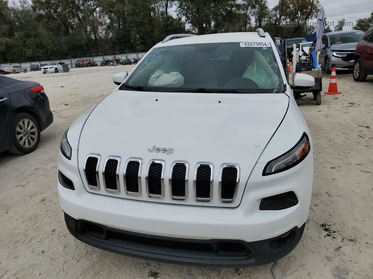 2016 Jeep Cherokee Latitude White vin: 1C4PJLCB0GW288071