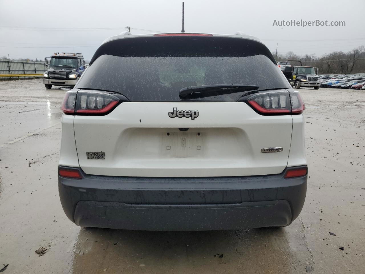 2019 Jeep Cherokee Latitude White vin: 1C4PJLCB0KD122749