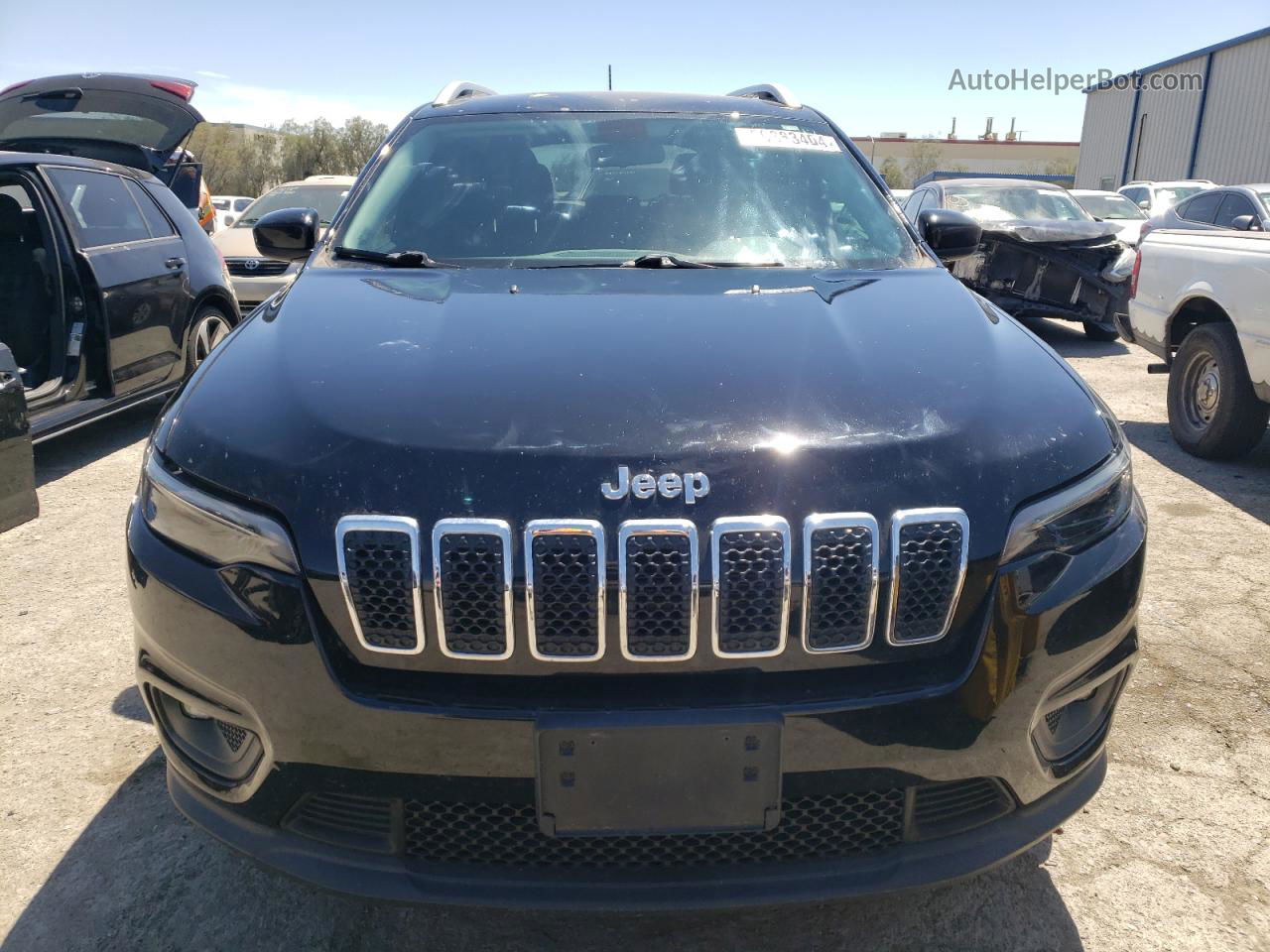 2019 Jeep Cherokee Latitude Черный vin: 1C4PJLCB0KD160322