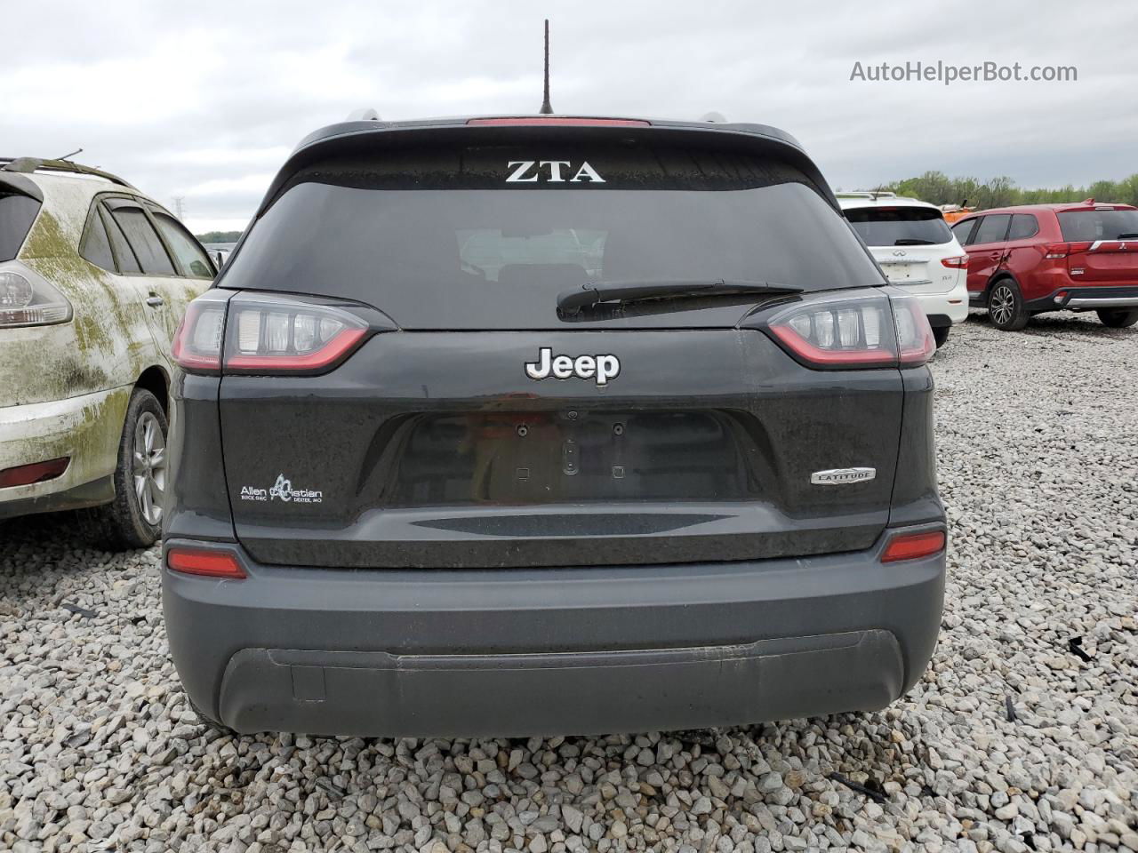 2019 Jeep Cherokee Latitude Black vin: 1C4PJLCB0KD221006