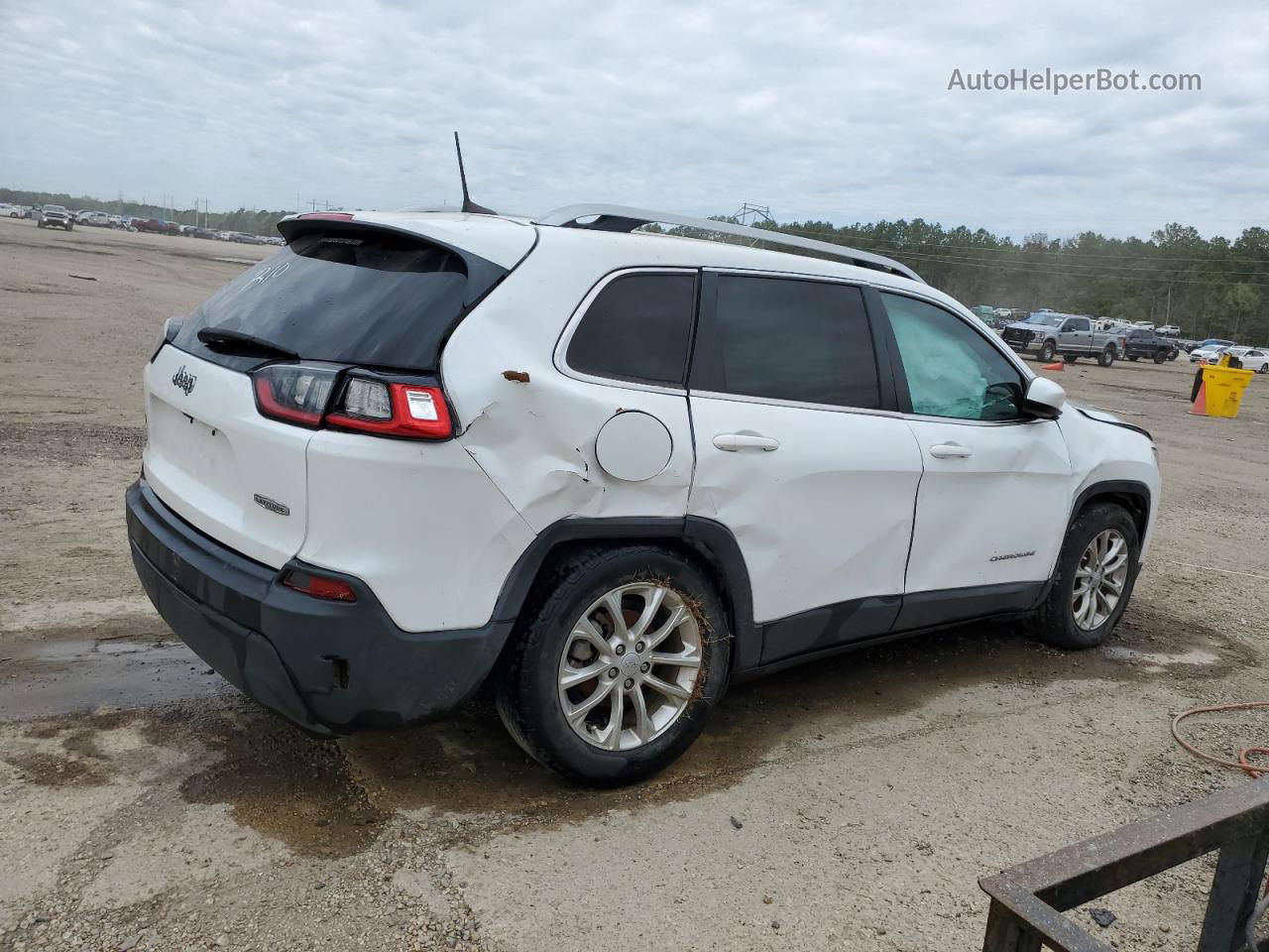 2019 Jeep Cherokee Latitude White vin: 1C4PJLCB0KD312955