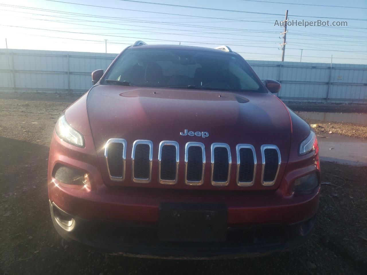 2015 Jeep Cherokee Latitude Maroon vin: 1C4PJLCB1FW657566