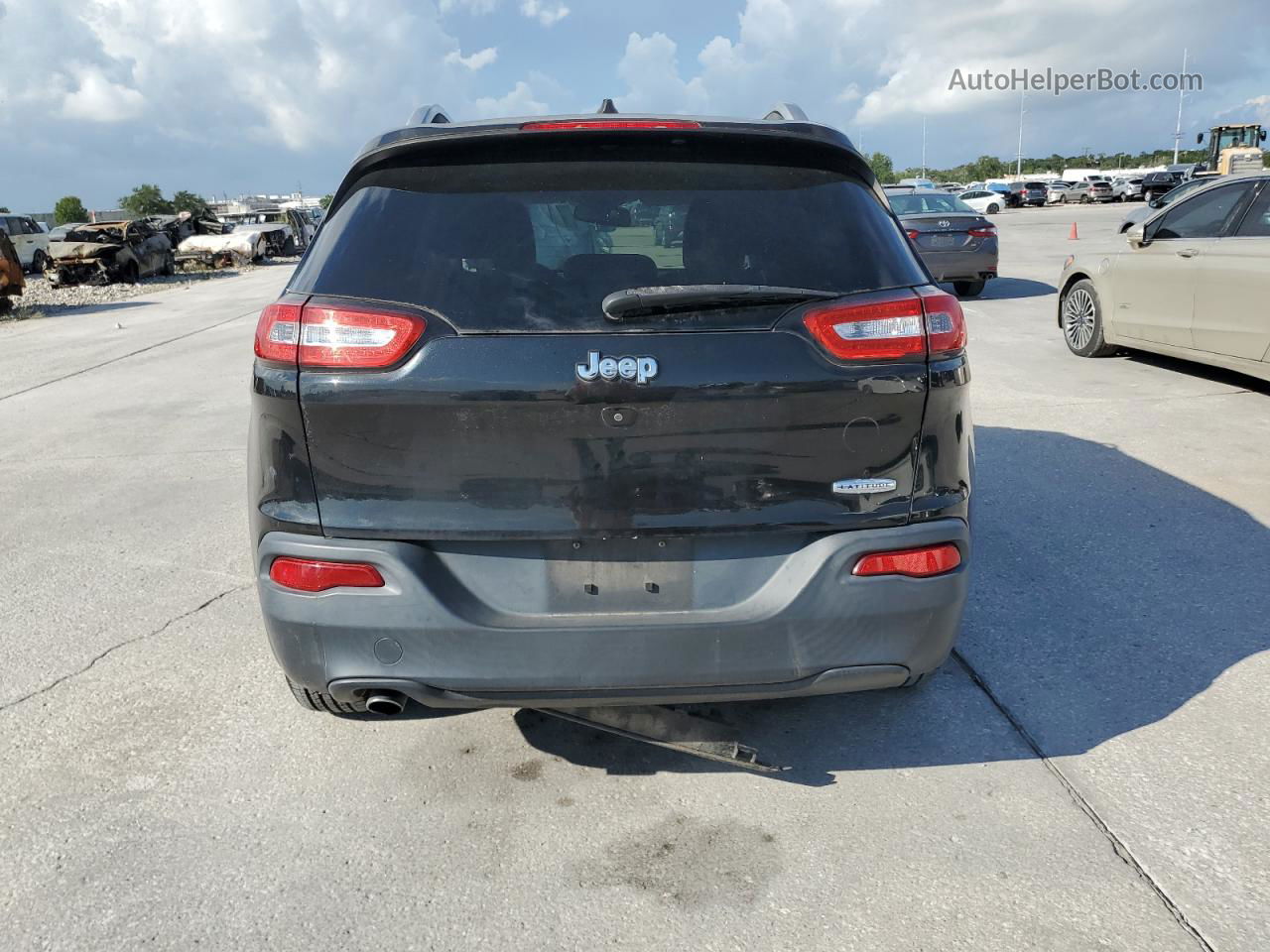 2015 Jeep Cherokee Latitude Black vin: 1C4PJLCB1FW690602