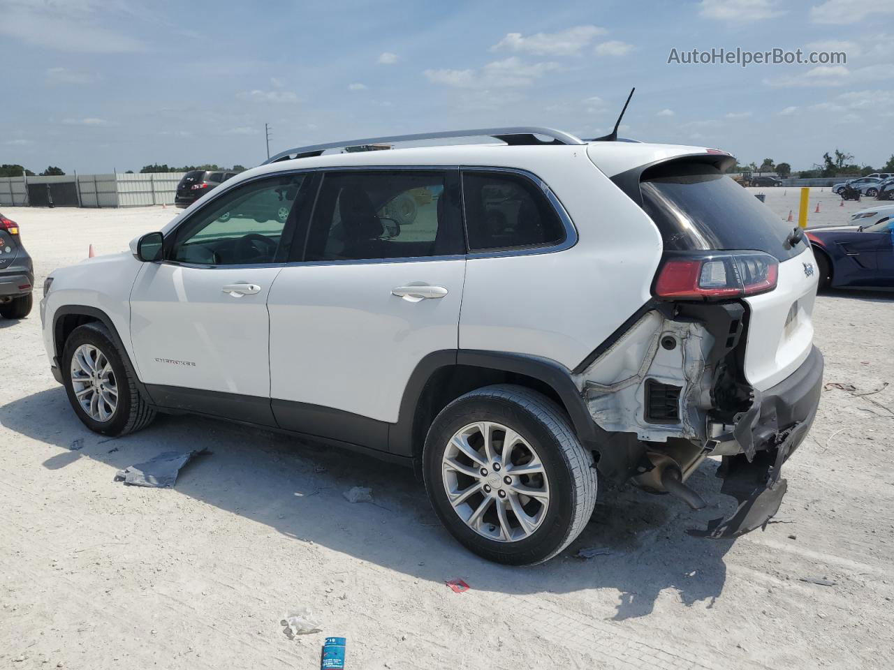 2019 Jeep Cherokee Latitude White vin: 1C4PJLCB1KD264995