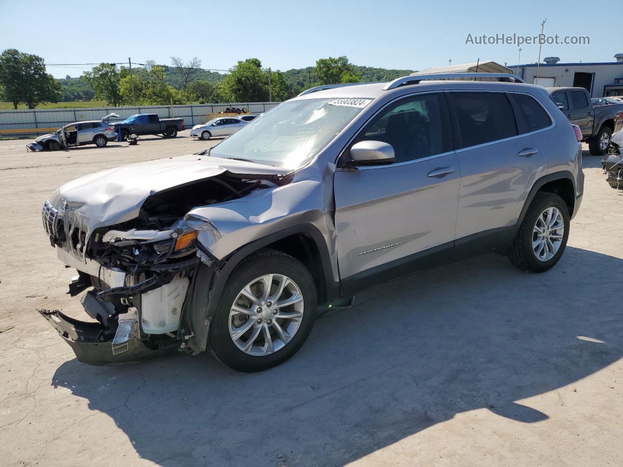 2019 Jeep Cherokee Latitude Серебряный vin: 1C4PJLCB1KD327237