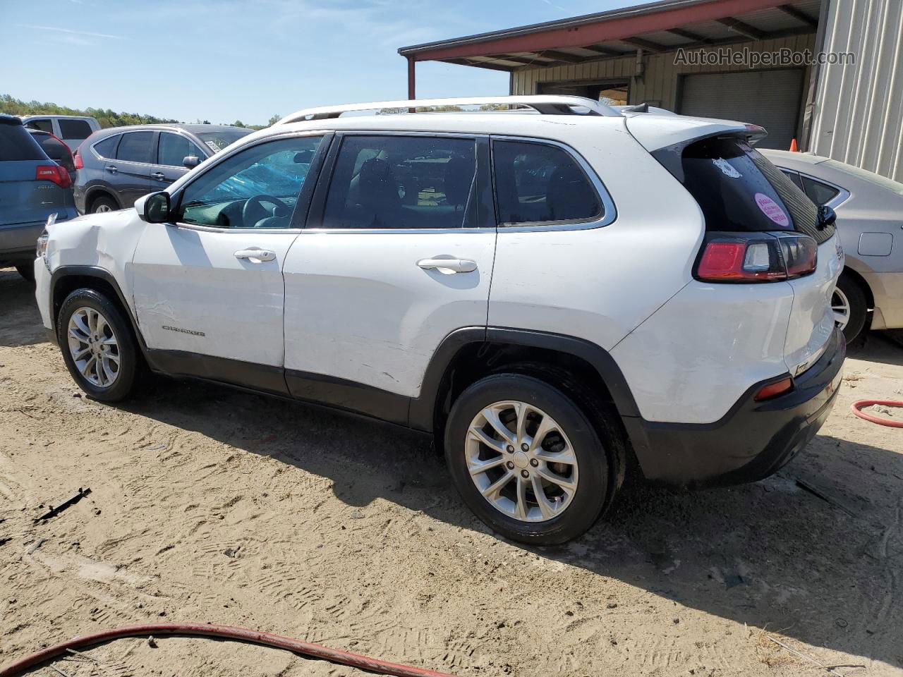 2019 Jeep Cherokee Latitude White vin: 1C4PJLCB1KD479499