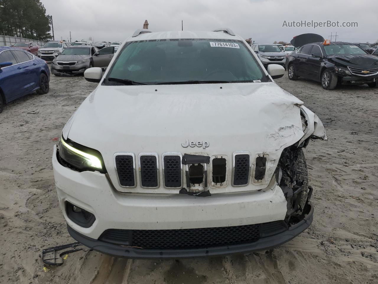 2019 Jeep Cherokee Latitude White vin: 1C4PJLCB1KD488235