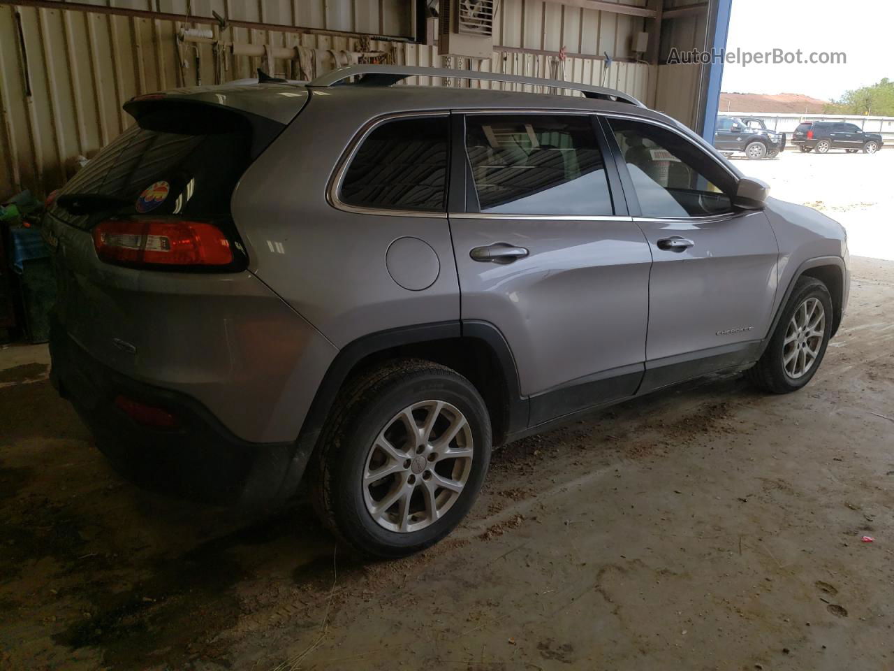 2014 Jeep Cherokee Latitude Gray vin: 1C4PJLCB2EW245042