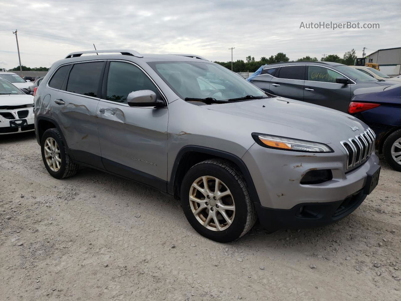 2015 Jeep Cherokee Latitude Silver vin: 1C4PJLCB2FW771253