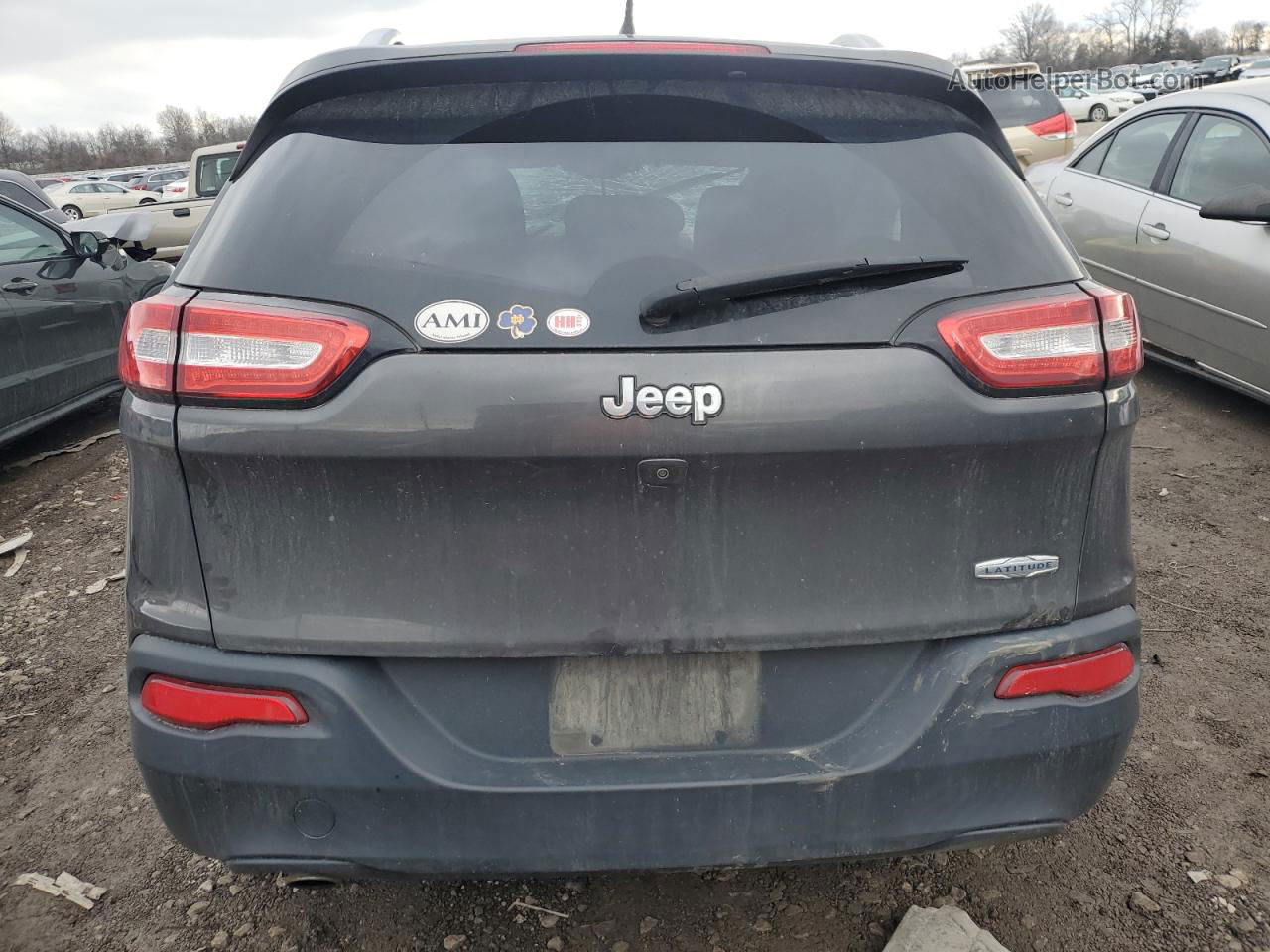 2015 Jeep Cherokee Latitude Gray vin: 1C4PJLCB2FW793317