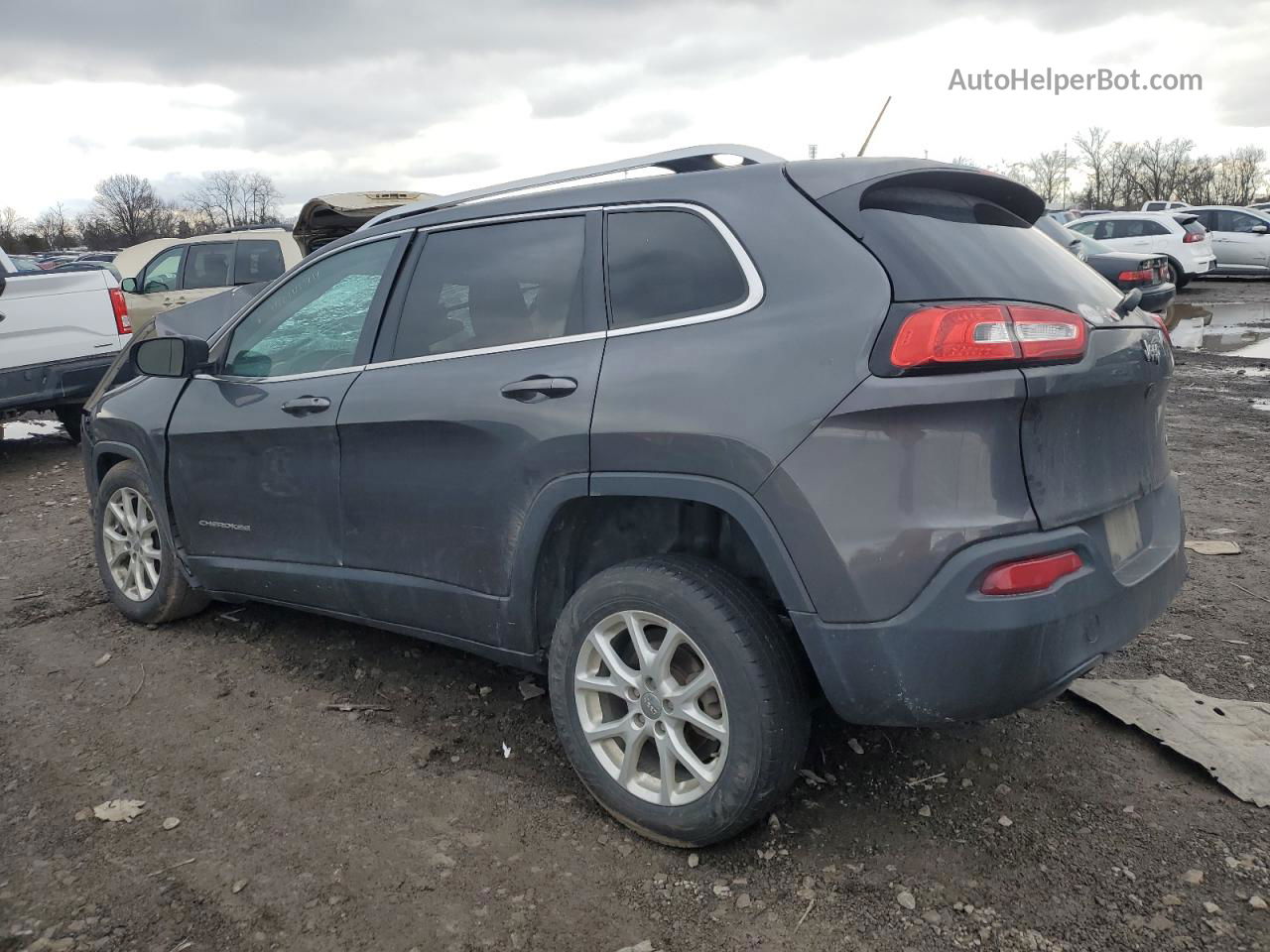 2015 Jeep Cherokee Latitude Gray vin: 1C4PJLCB2FW793317