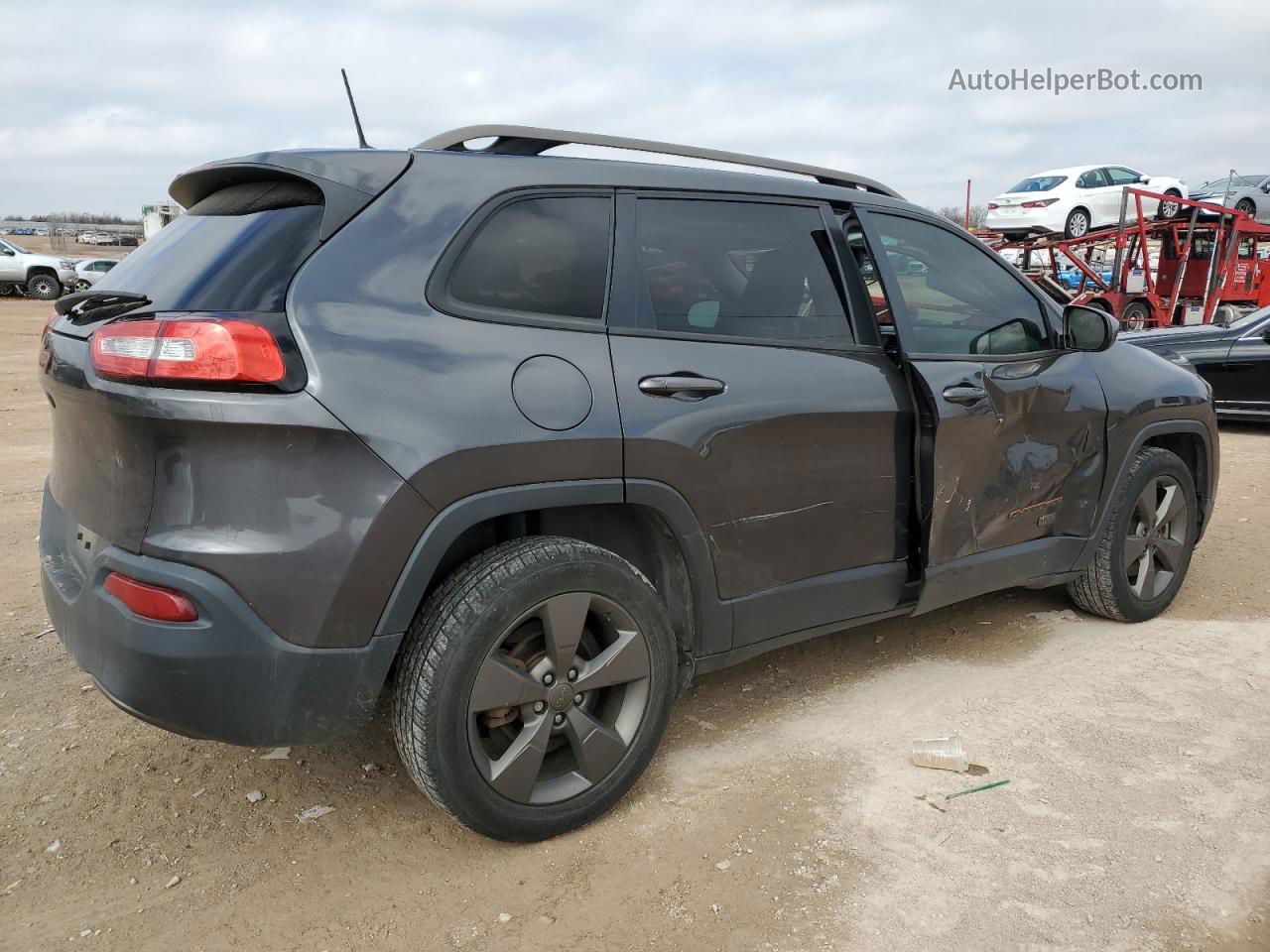 2016 Jeep Cherokee Latitude Gray vin: 1C4PJLCB3GW258918