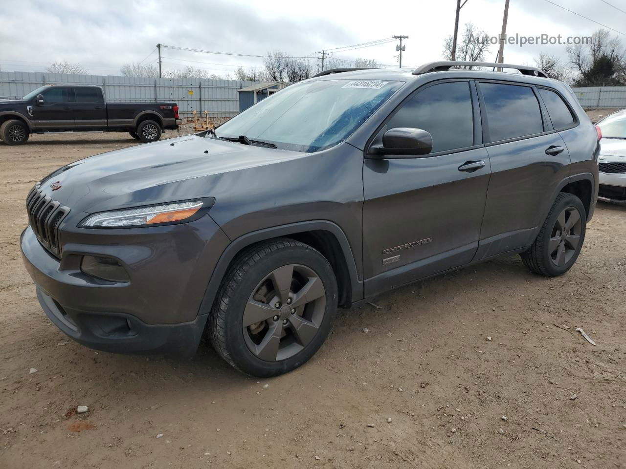 2016 Jeep Cherokee Latitude Gray vin: 1C4PJLCB3GW258918