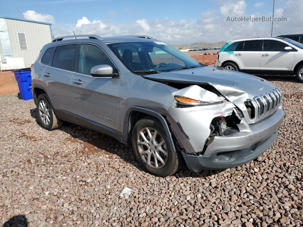 2016 Jeep Cherokee Latitude Silver vin: 1C4PJLCB3GW297072