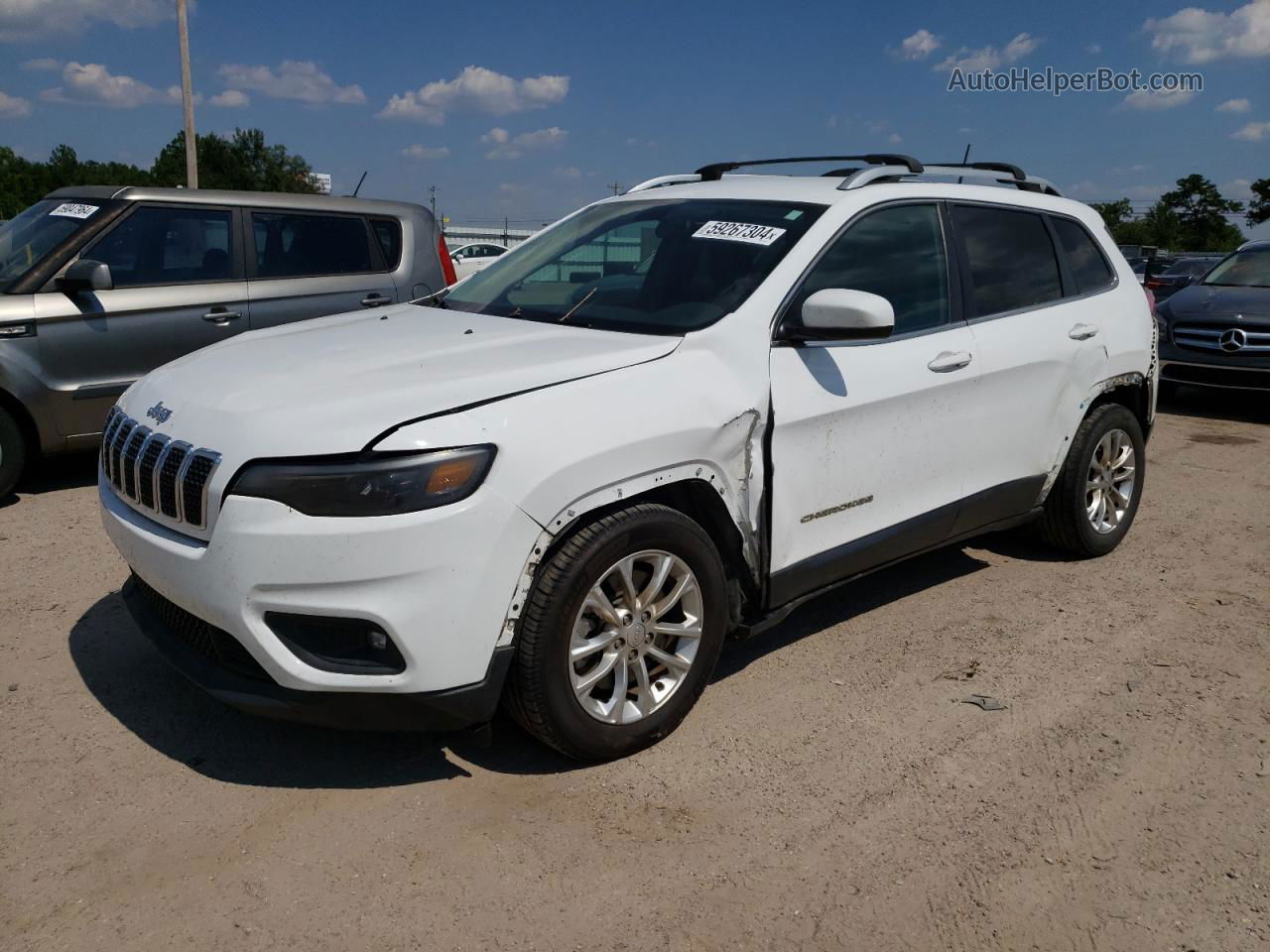 2019 Jeep Cherokee Latitude White vin: 1C4PJLCB3KD171377