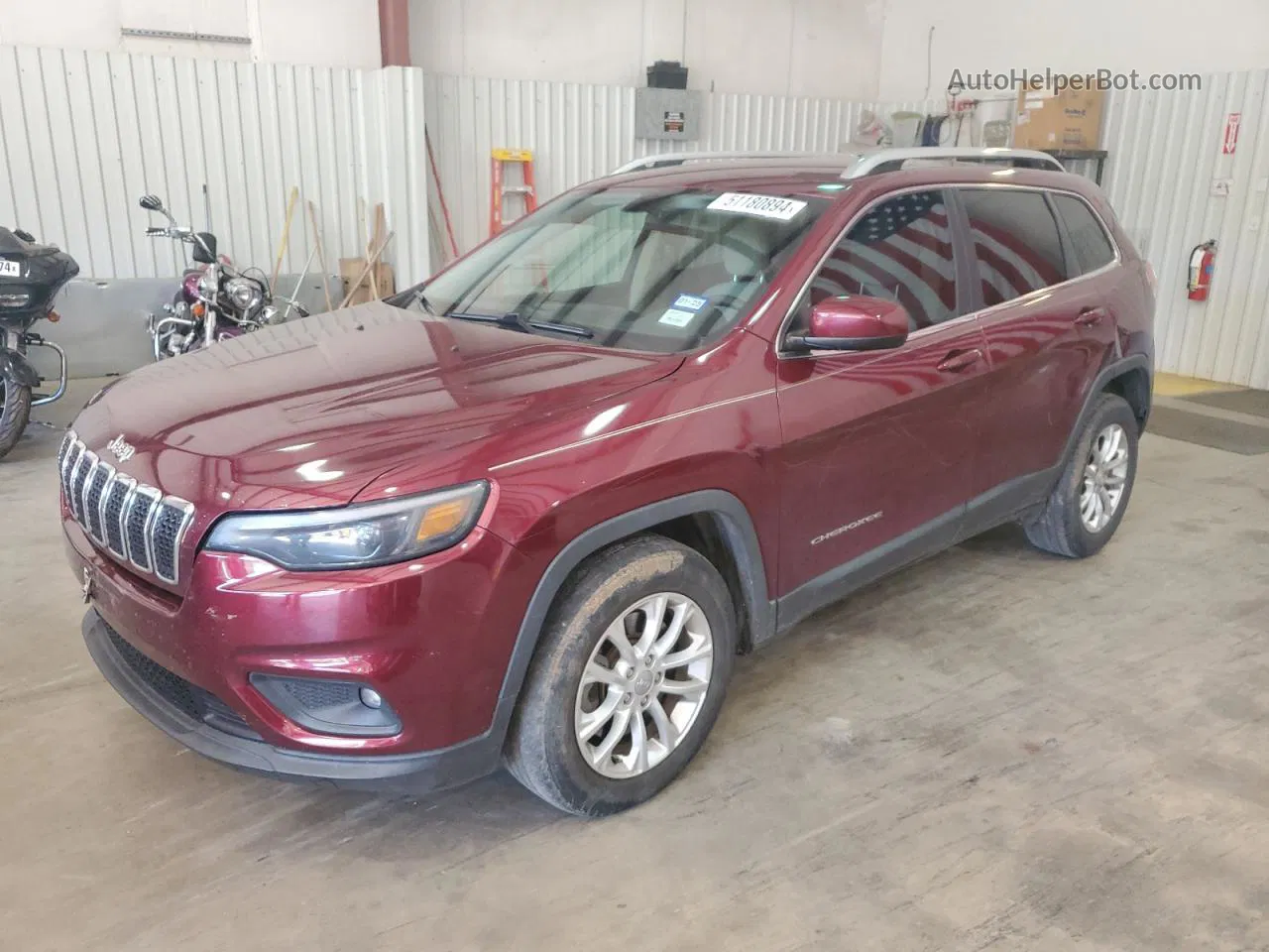 2019 Jeep Cherokee Latitude Burgundy vin: 1C4PJLCB3KD339986