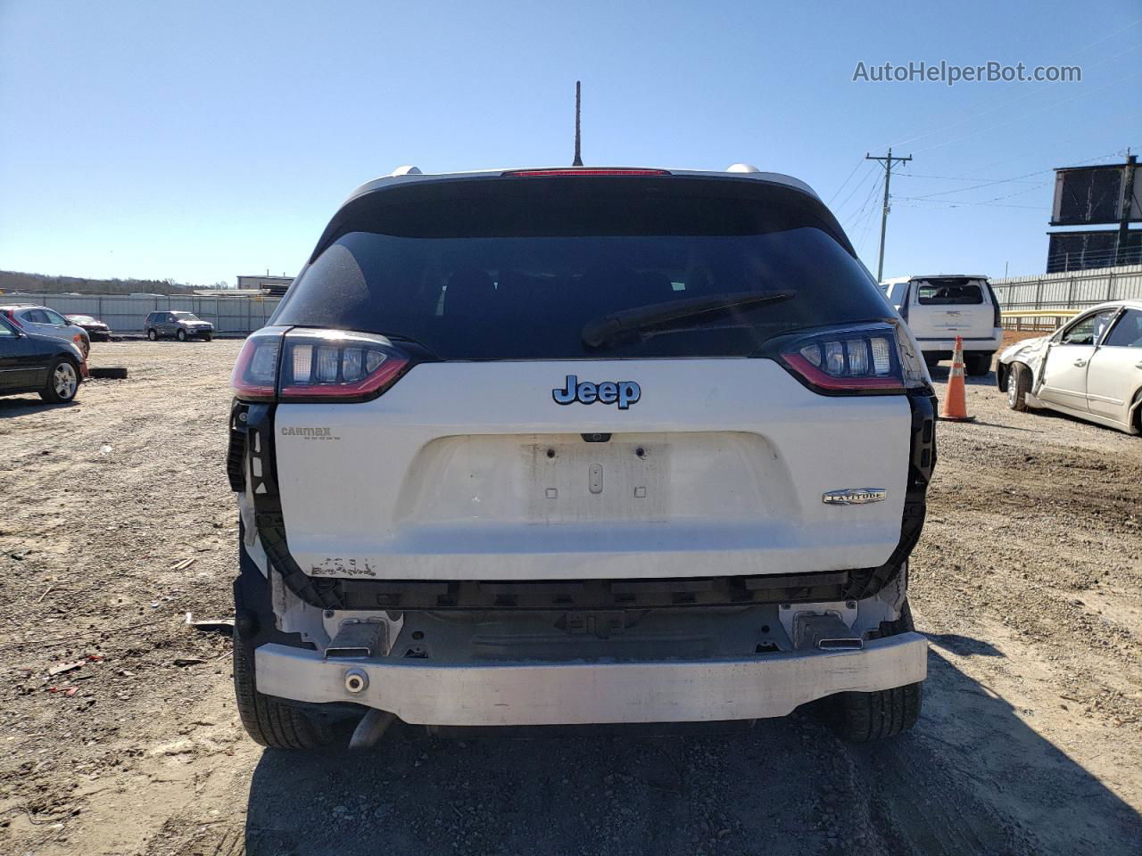 2019 Jeep Cherokee Latitude Белый vin: 1C4PJLCB4KD153020