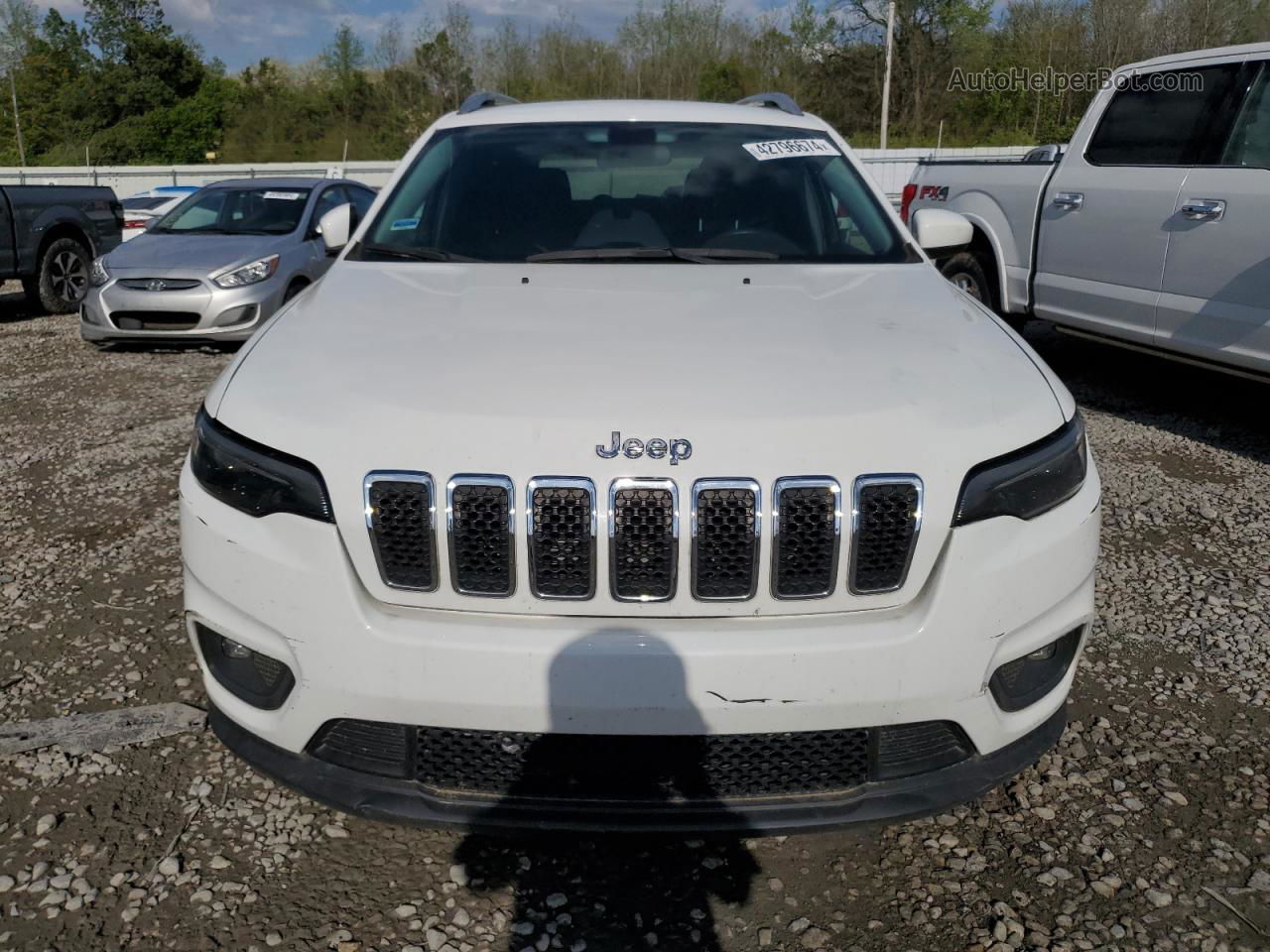 2019 Jeep Cherokee Latitude White vin: 1C4PJLCB4KD203561