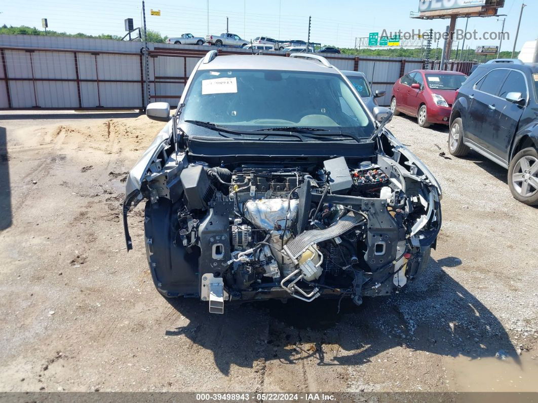 2019 Jeep Cherokee Latitude Fwd Silver vin: 1C4PJLCB4KD247334