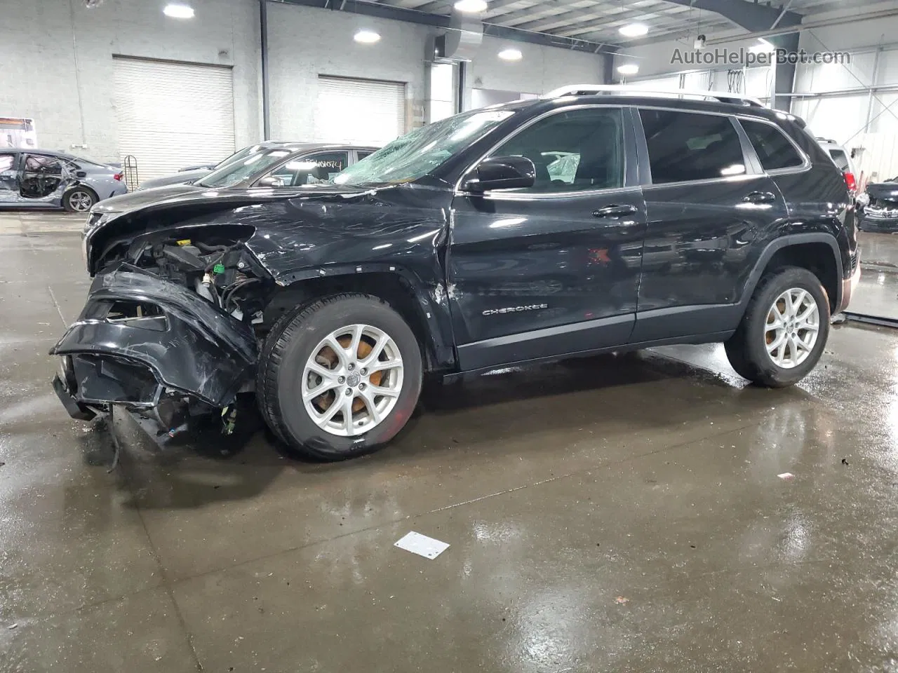 2015 Jeep Cherokee Latitude Black vin: 1C4PJLCB5FW579048