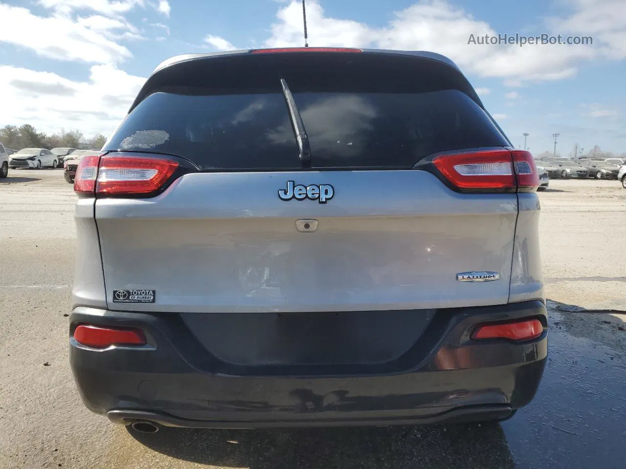 2015 Jeep Cherokee Latitude Silver vin: 1C4PJLCB5FW661023