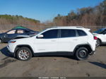 2015 Jeep Cherokee Latitude White vin: 1C4PJLCB5FW662947