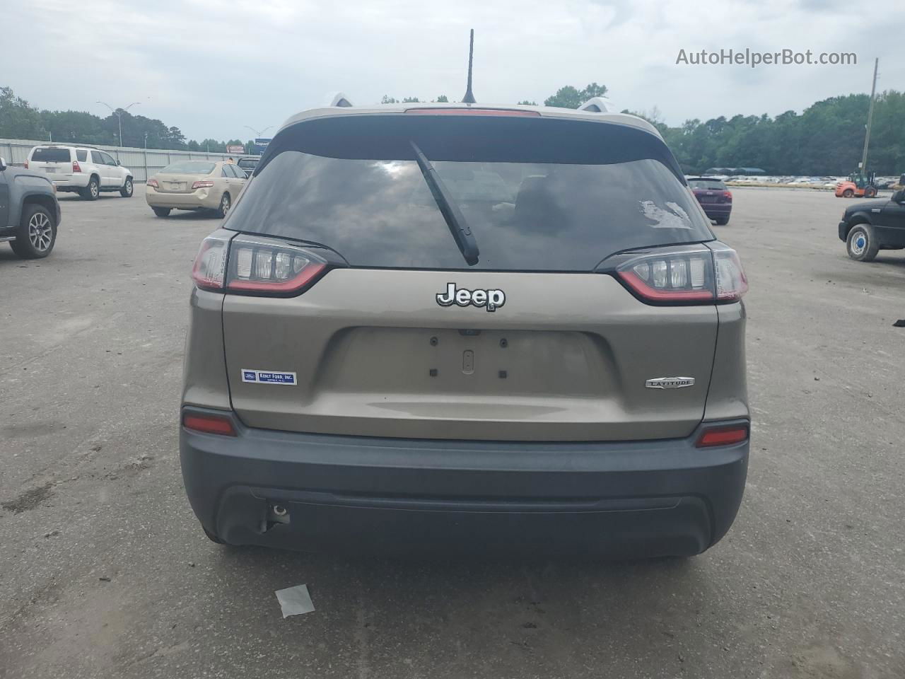 2019 Jeep Cherokee Latitude Tan vin: 1C4PJLCB5KD109091