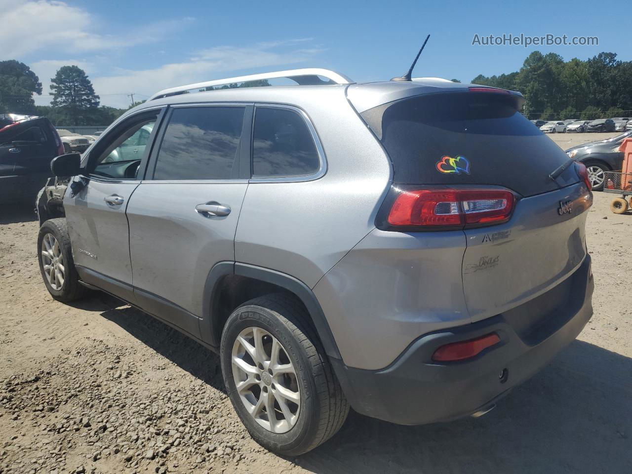 2014 Jeep Cherokee Latitude Silver vin: 1C4PJLCB6EW232908