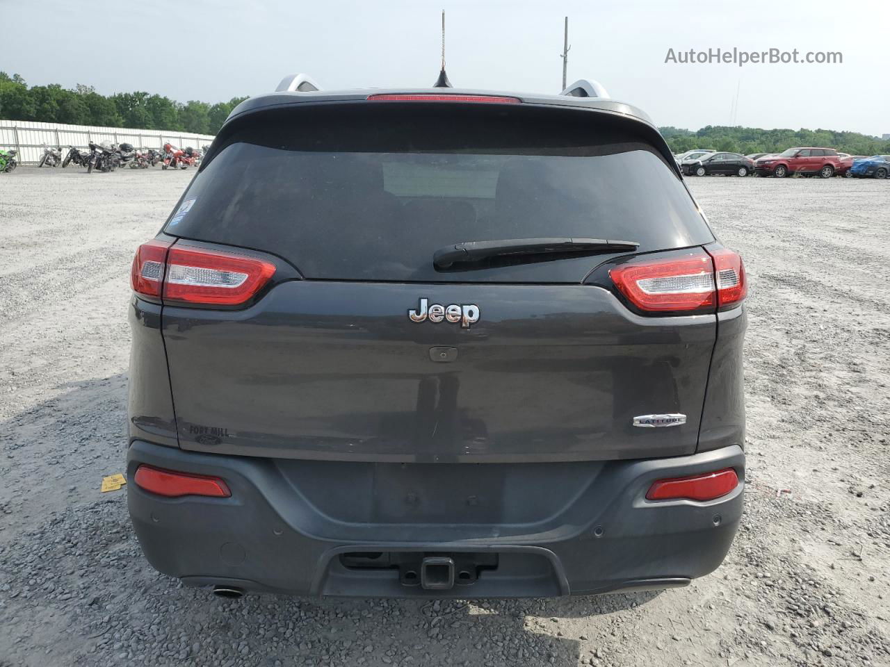 2015 Jeep Cherokee Latitude Gray vin: 1C4PJLCB6FW612431