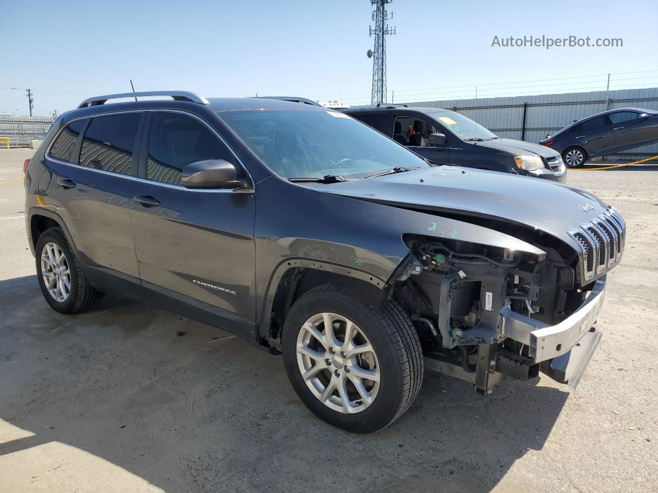 2016 Jeep Cherokee Latitude Gray vin: 1C4PJLCB6GW234497