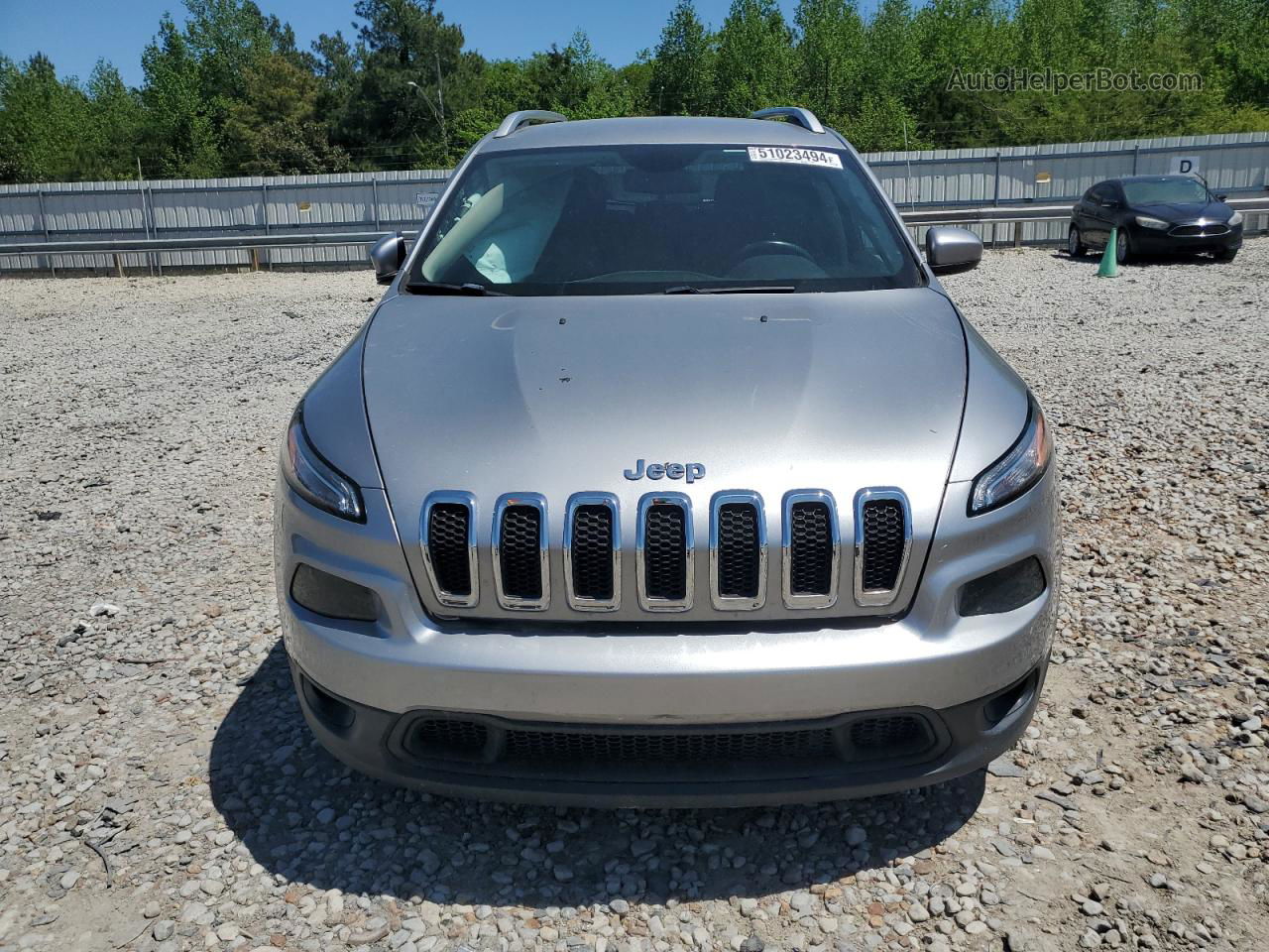 2016 Jeep Cherokee Latitude Silver vin: 1C4PJLCB6GW297874