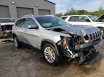 2019 Jeep Cherokee Latitude Silver vin: 1C4PJLCB6KD327105