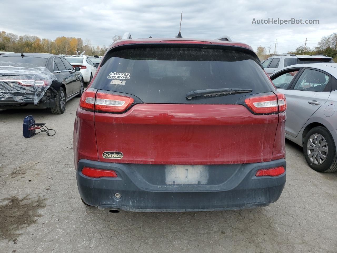 2014 Jeep Cherokee Latitude Maroon vin: 1C4PJLCB7EW270311