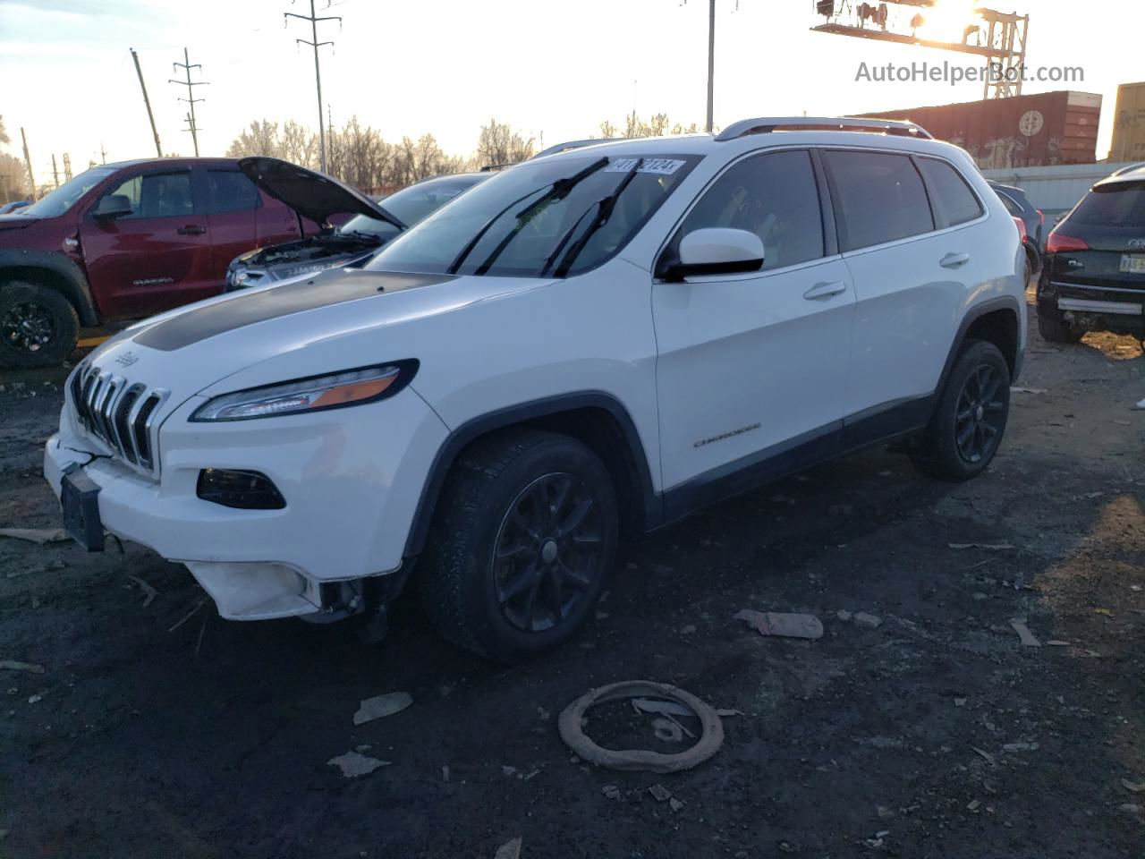 2016 Jeep Cherokee Latitude Белый vin: 1C4PJLCB7GW257450