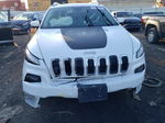 2016 Jeep Cherokee Latitude White vin: 1C4PJLCB7GW257450