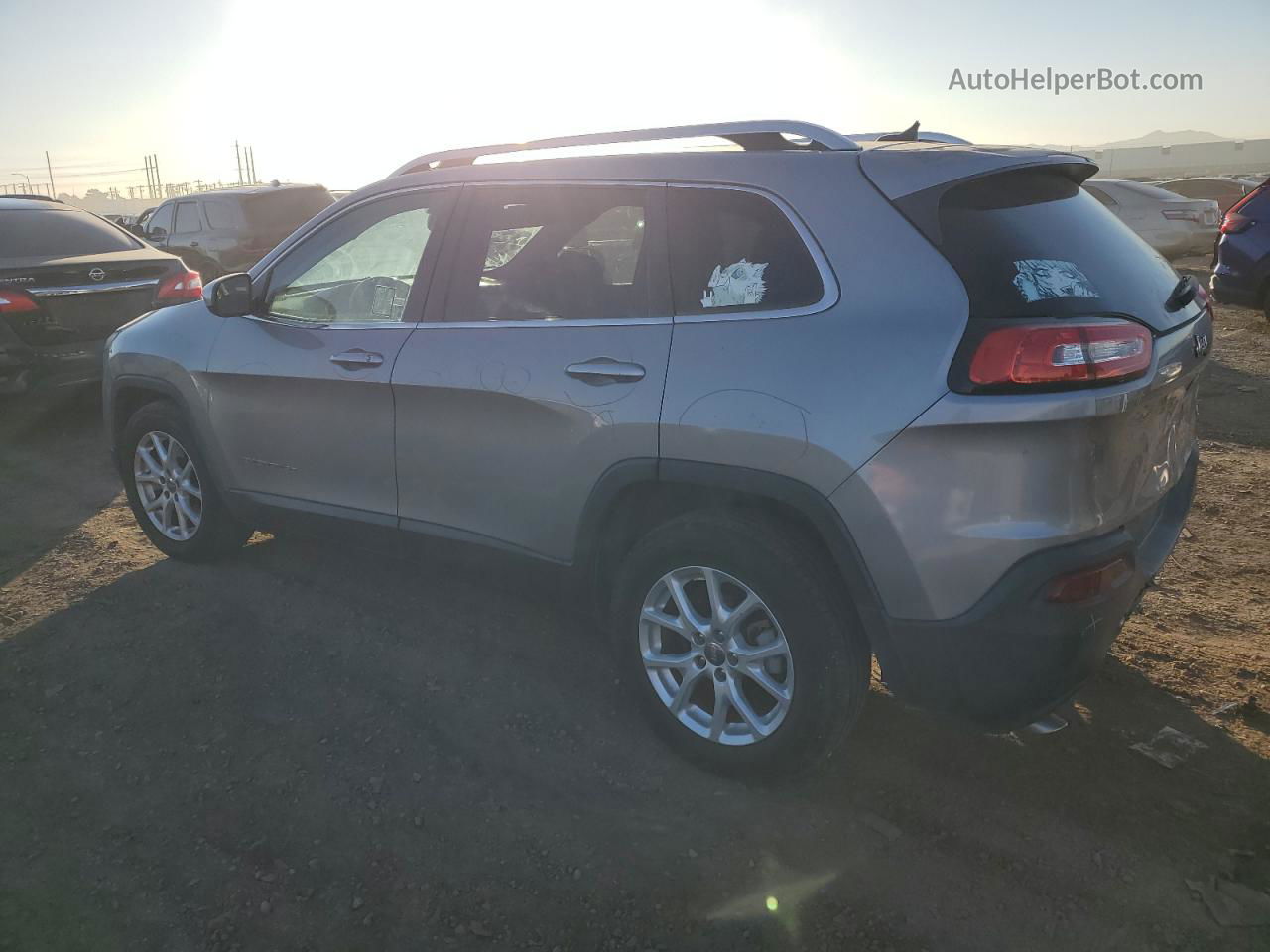 2015 Jeep Cherokee Latitude Gray vin: 1C4PJLCB8FW637041