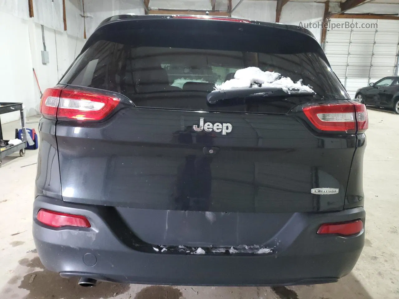 2015 Jeep Cherokee Latitude Black vin: 1C4PJLCB8FW737270