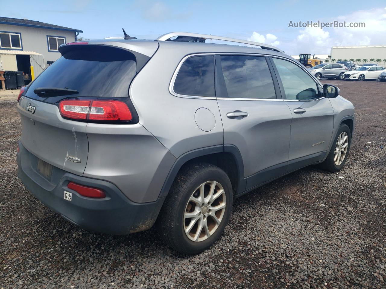 2016 Jeep Cherokee Latitude Gray vin: 1C4PJLCB8GW211853