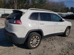 2019 Jeep Cherokee Latitude White vin: 1C4PJLCB8KD160181